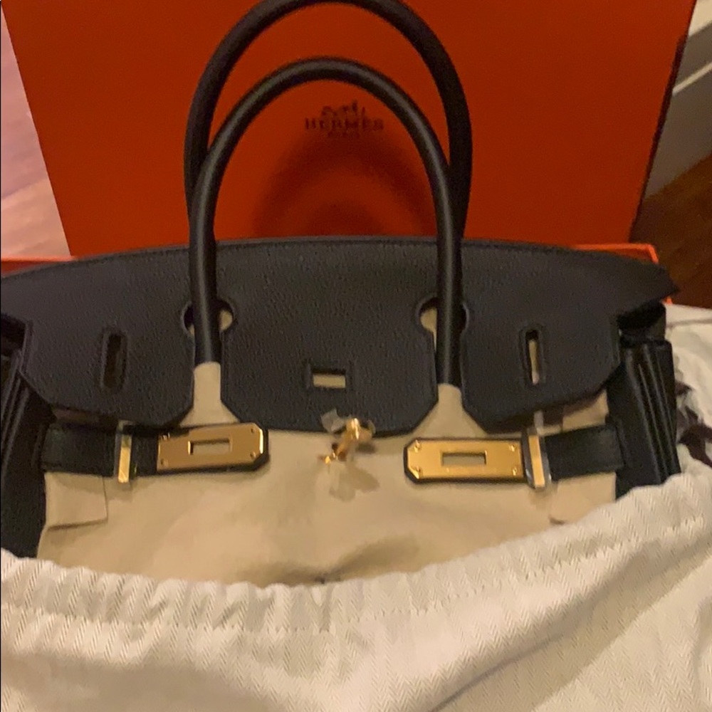 Un-used Hermes black togo 30cm Birkin